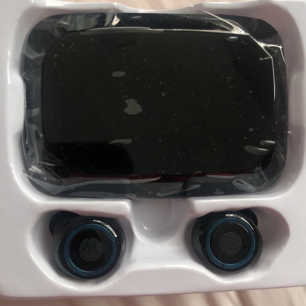 Bluetooth headset - Picture 2 of 3
